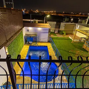 فيلة سكاي قاردن Sky Garden, الرياض